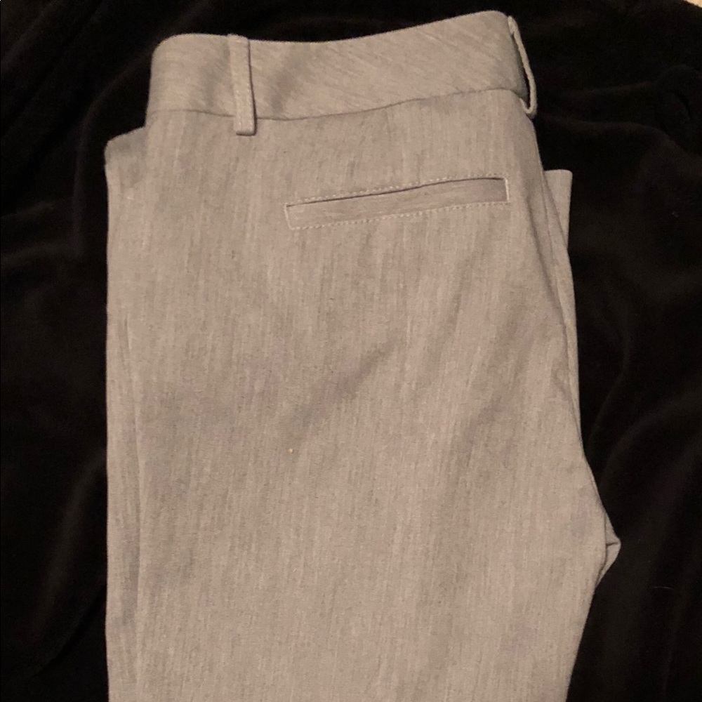 Express Columnist lightweight size 6R 31”inseam
